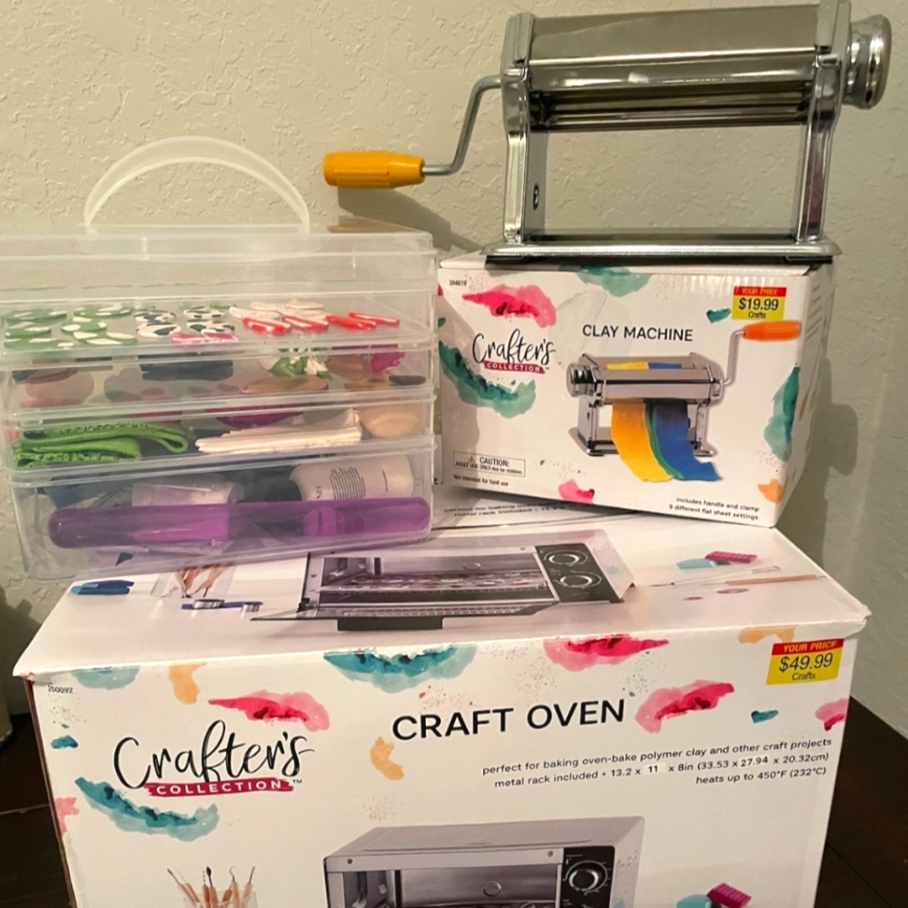 Clay machine and craft oven and accessories. Brand New